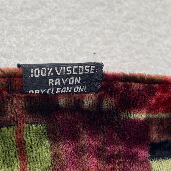 IDEA PLUS Scarf Womens Fleece Geometric Wrap Rectangle Velvet Maroon 10 x 54 in - Picture 7 of 10